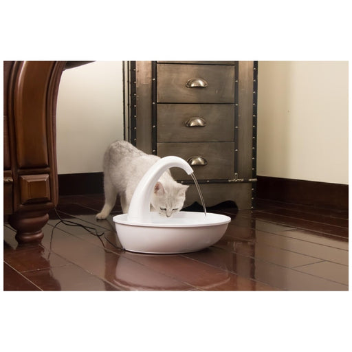 Pioneer Pet "Swan" Large Capacity Charcoal Filtered Plastic Water Fountain 2.3 Litres