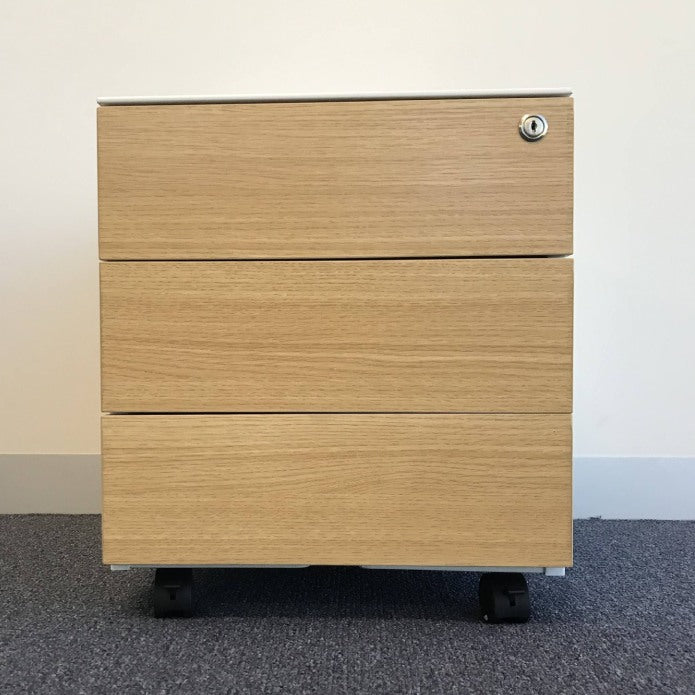 Steelco Trimline Hybrid Pedestal